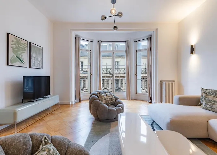 De Prestige Climatise * Paris