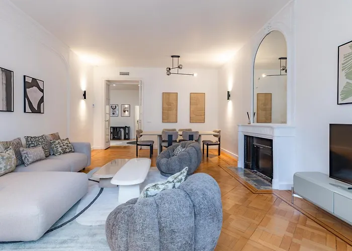 De Prestige Climatise Apartment *